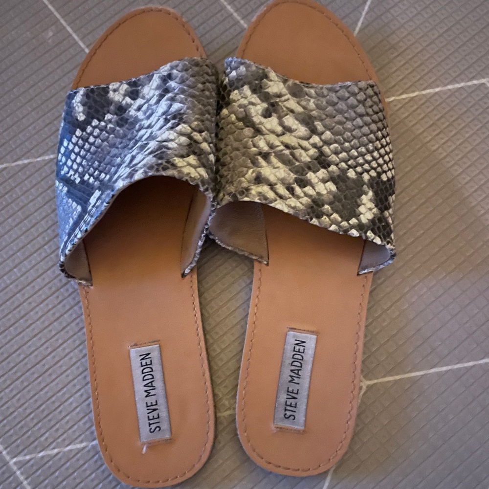 Steve Madden Sandal